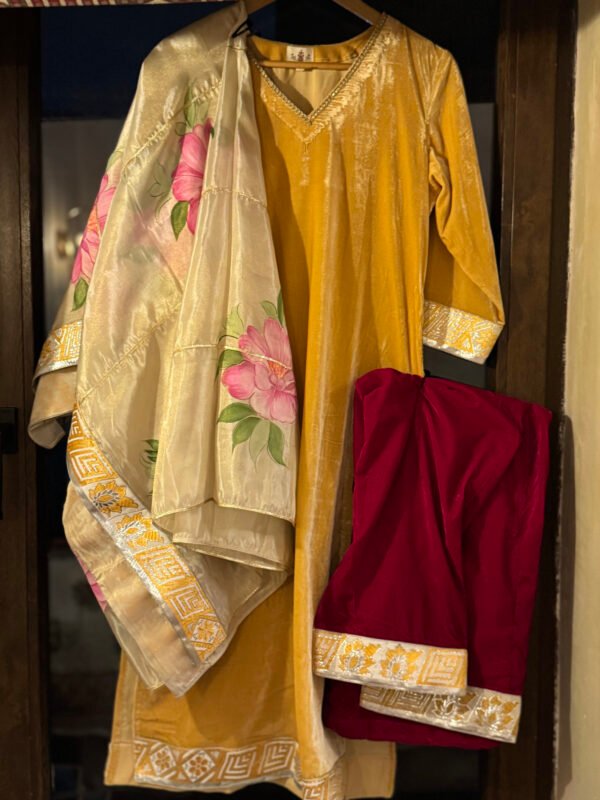 Golden hour with Hot pink Velvet Kurta Set, Floral Painted Dupatta